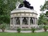 altes Karussell im Ludwigsburger Schlosspark
