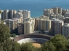 Stierkampfarena und Blick auf den Hafen von Malaga