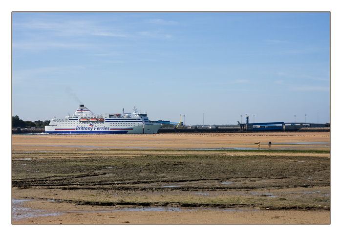 von Portsmouth (UK) ankommende F&auml;hre, Ouistreham