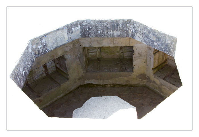 Sch&uuml;tzenloch(?) Tobrouk oder Tobruk, Ringstand f&uuml;r Granatwerfer, Longues-sur-Mer