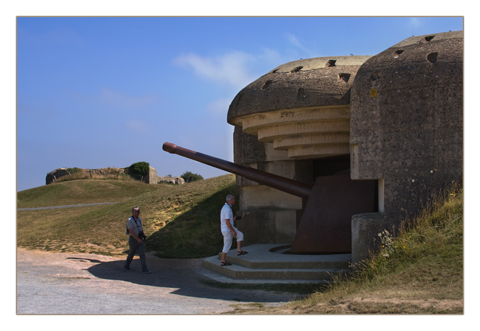 Schiessscharte samt 15-cm-Kanone, Longues-sur-Mer