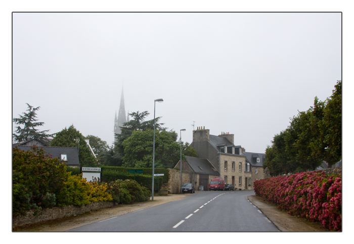 Kirche (Eglise) Notre Dame du Kreisker im Nebel, Saint-Pol-de-L&eacute;on