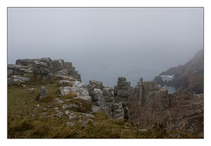 die schroffen Felsw&auml;nde des Pen Hir, Camaret-sur-Me