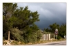 Sonnenlicht und dunkler Himmel wechseln sich ab, Quartier de la Falaise, Leucate