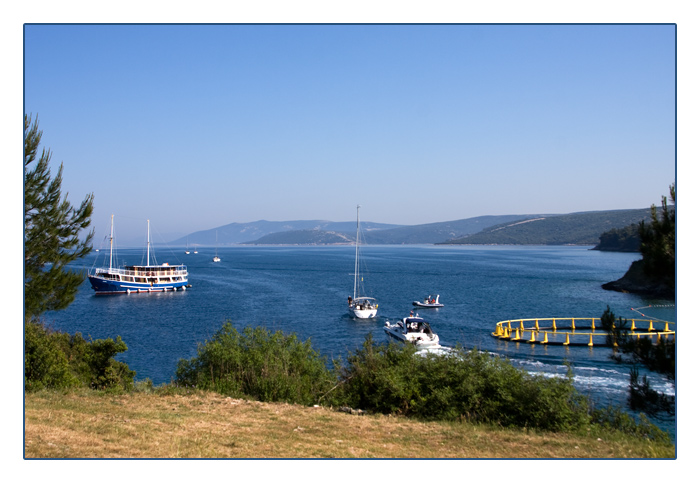 Osor, am Kanal zwischen der Insel Cres und Lošinj (Losinj), Kroatien