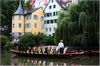 Universitätsstadt Tübingen mit Neckar, Stocherkähnen und Möriketurm