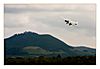 Junkers Ju 52 D-AQUI D-CDLH im Landeanflug. Im Hintergrund die Burg Teck